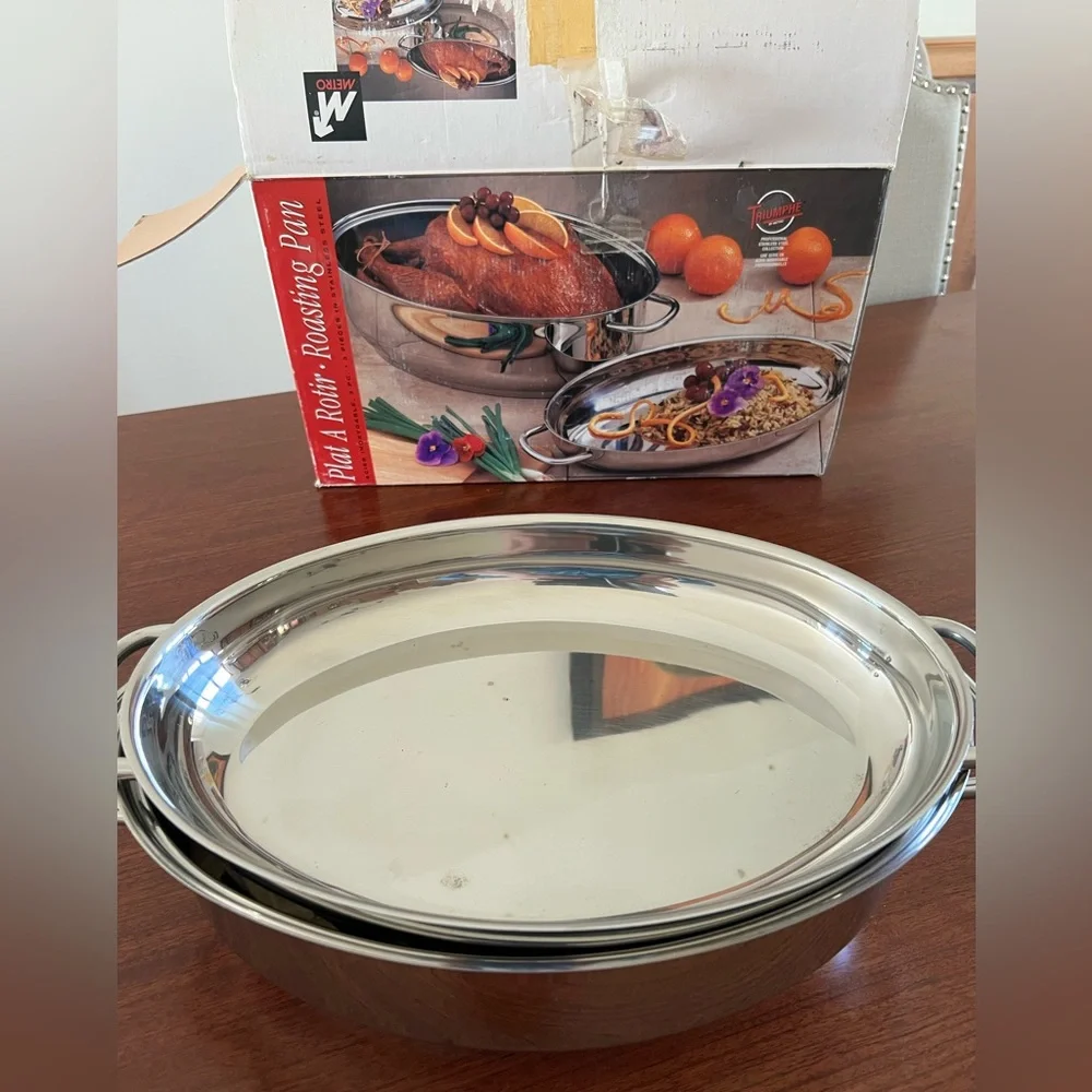 Metro Oval stainless steel Roaster with Induction Lid & Rack